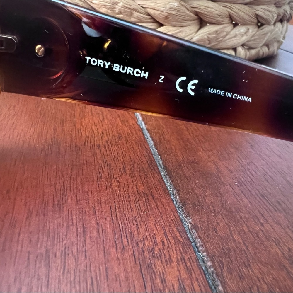 Tory Burch Tortoise Sunglasses - Picture 5 of 6